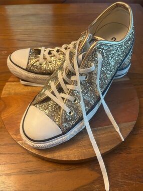 Converse Chuck Taylor Champaign Gold Glitter Low-Top Sneakers